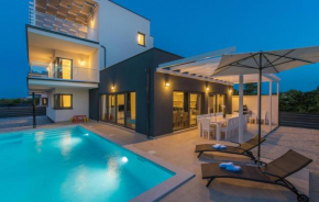 Villa LUNA holiday home